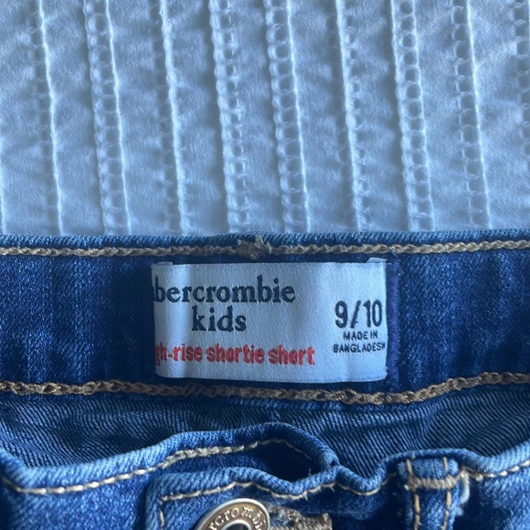 Abercrombie Kids Girls Jean Shorts 9/10 - Picture 5 of 5